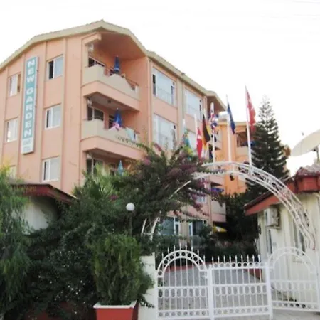 New Garden Aparthotelside Lejlighedshotel 3*